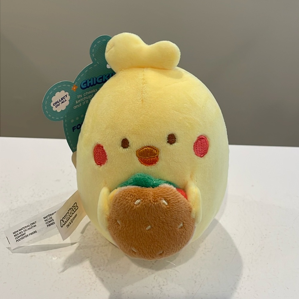 NWT Chickiroll Holding a Hamburger Squishy Ball Chick Plush by Anirollz
